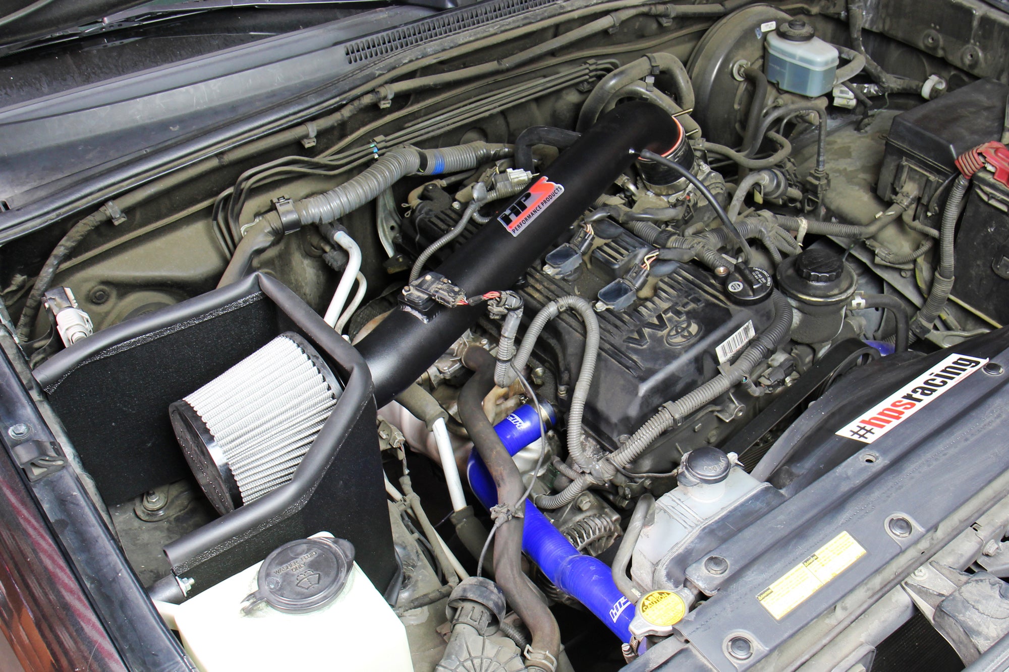 HPS Performance Shortram Cold Air Intake Kit Installed 2005-2020 Toyota Tacoma Pickup 2.7L 827-169