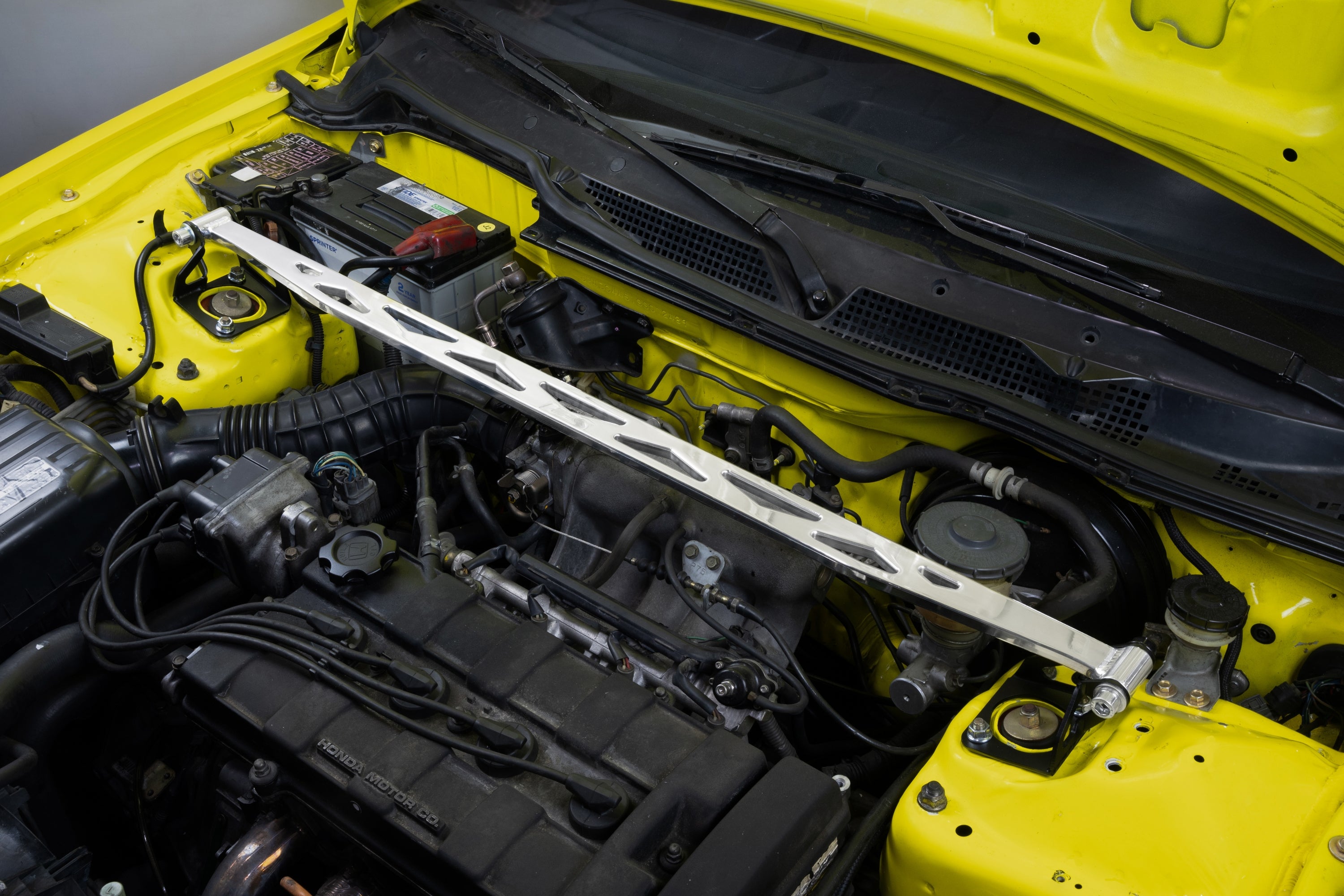 HPS Performance Front Strut Tower Bar Installed 3rd Gen Acura Integra DC2 GS GSR LS Type R 42-120P