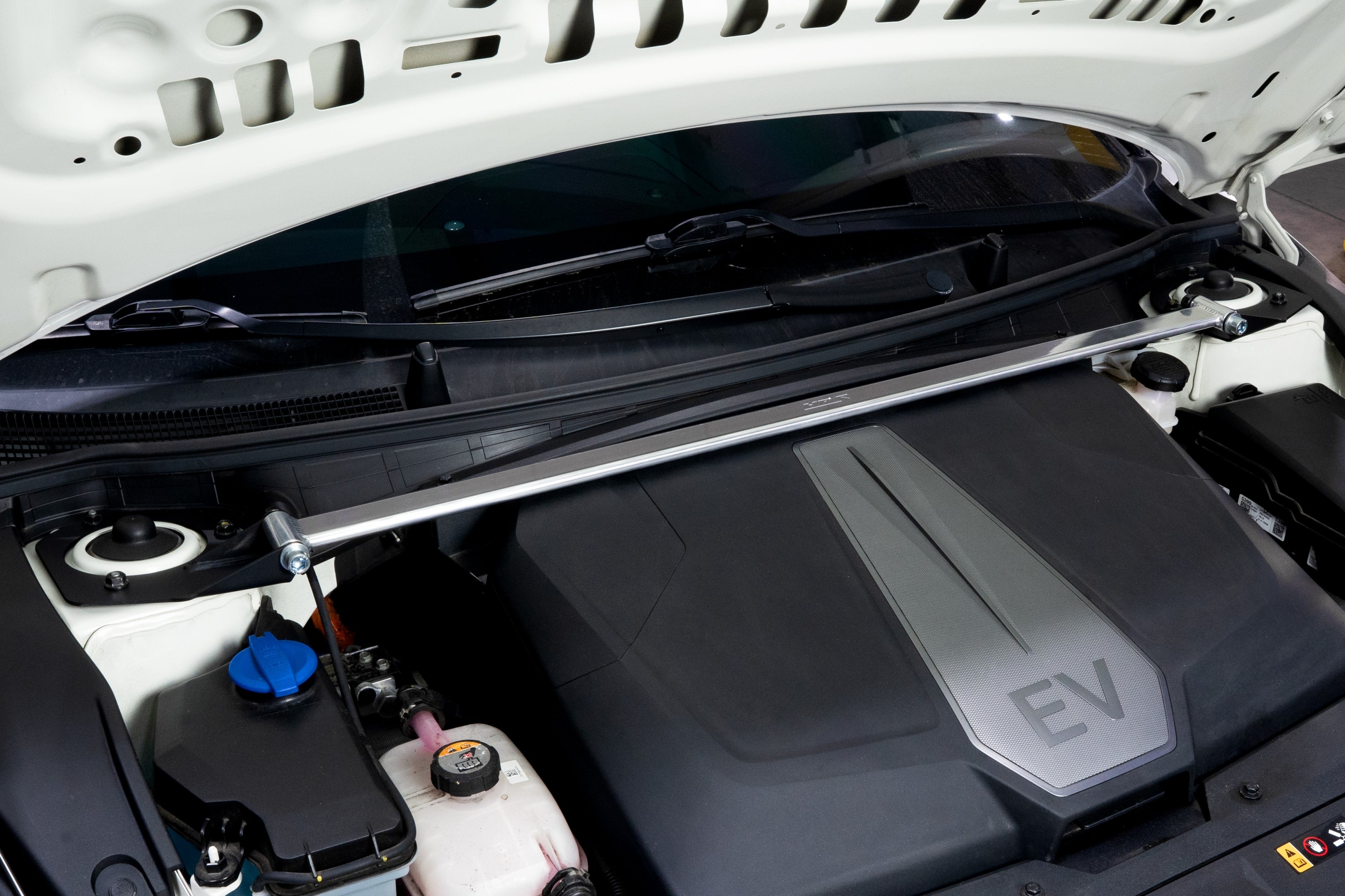 HPS Performance Front Upper Strut Bar Installed 2022-2027 Hyundai Ioniq 5 N Kia EV6 42-124