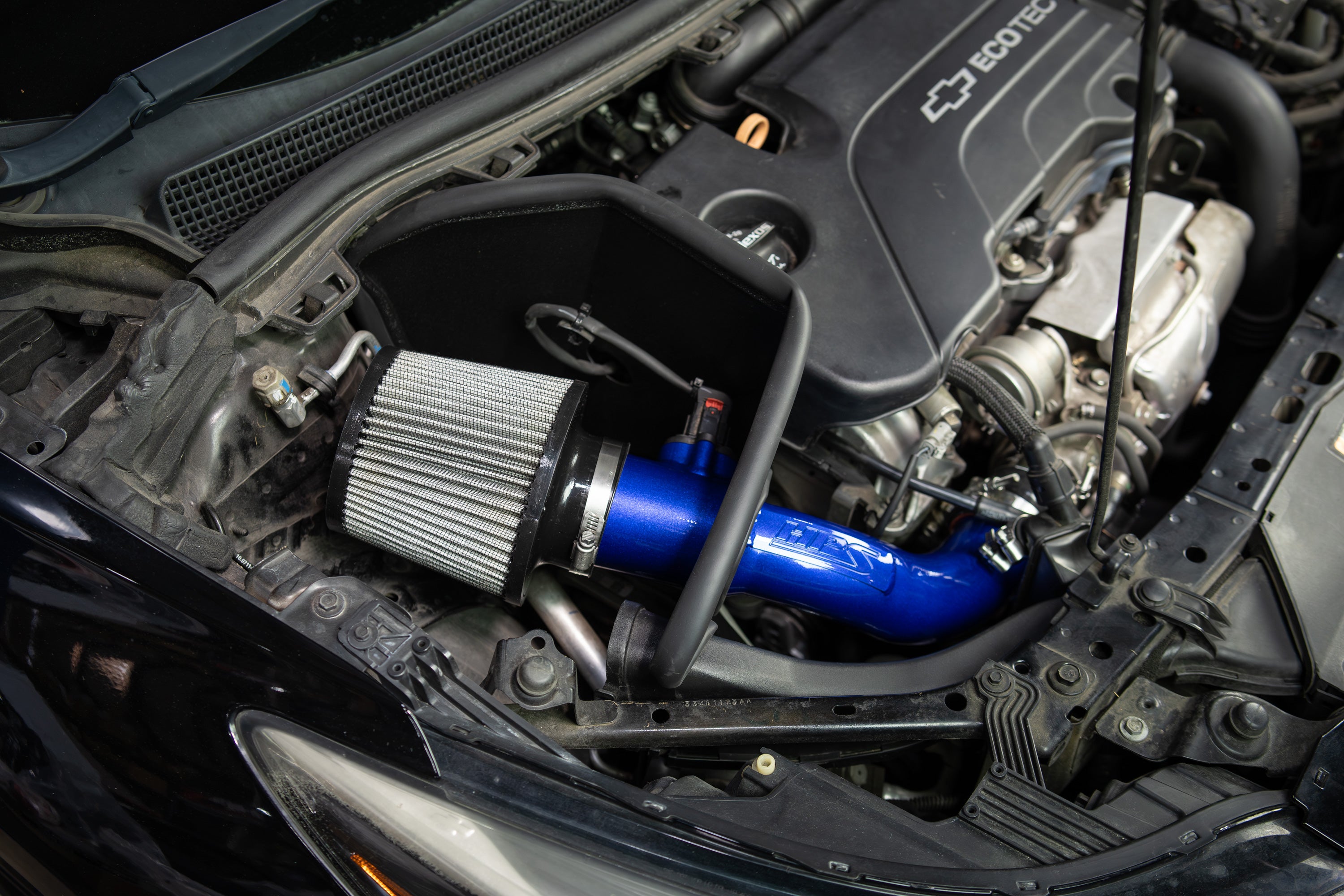 HPS Performance Cold Air Intake Kit Installed 2nd Gen Chevy Cruze 1.4L Turbo 827-709BL