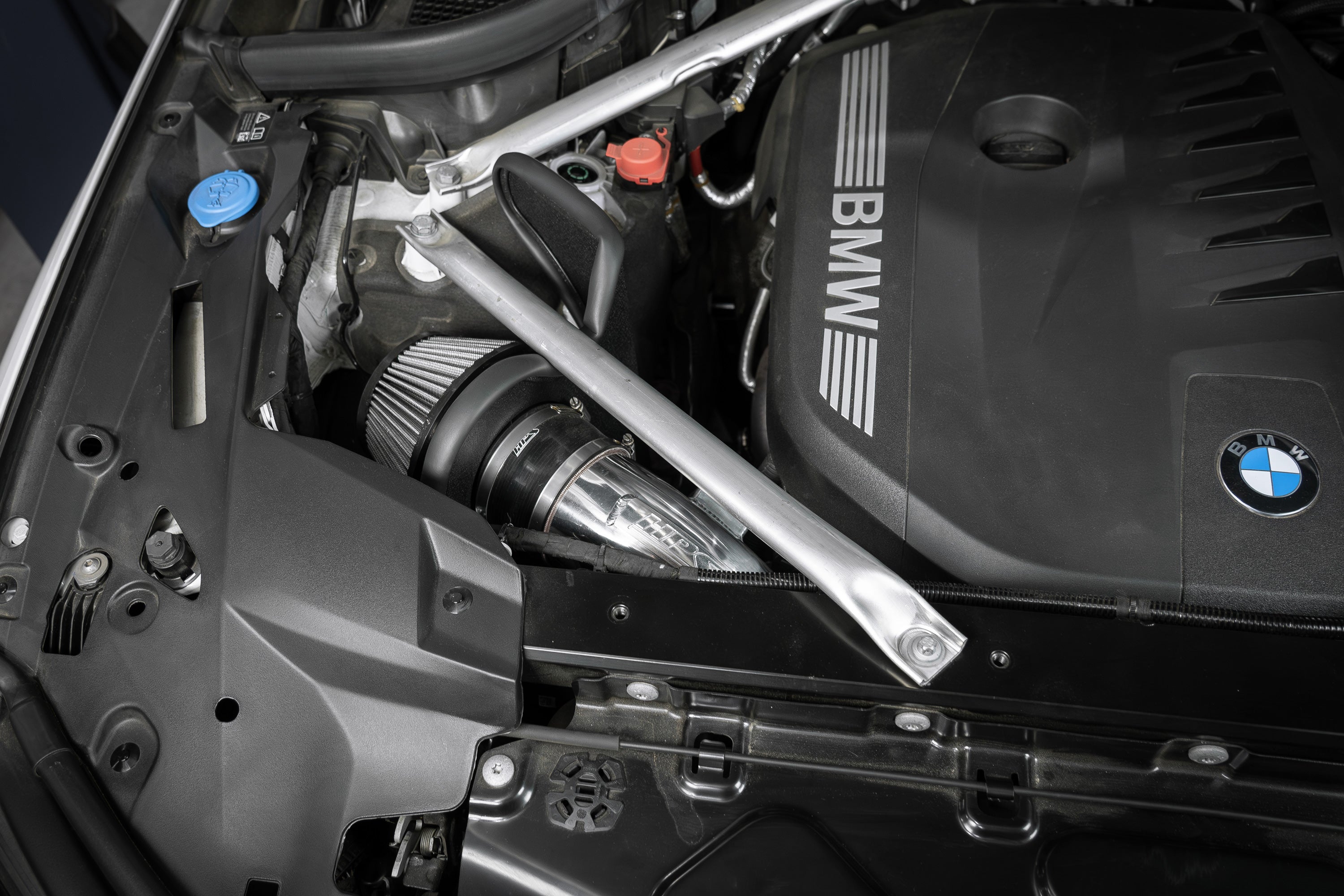 HPS Cold Air Intake Kit 2023-2026 BMW X7 3.0L Turbo B58 G07 827