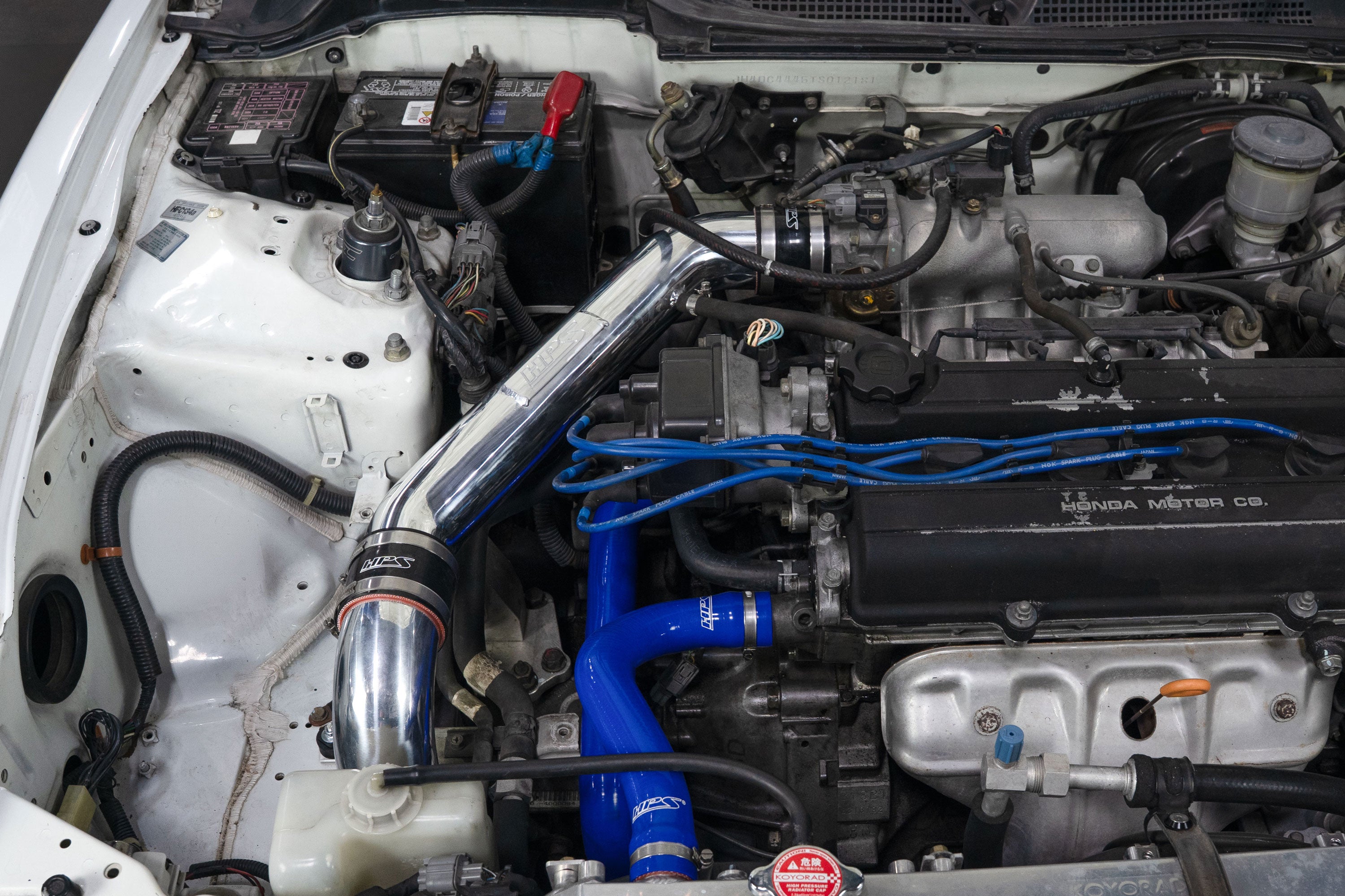 HPS Performance Cold Air Intake Kit installed 1994-2001 Acura Integra LS RS GS 1.8L Non Vtec 837-782