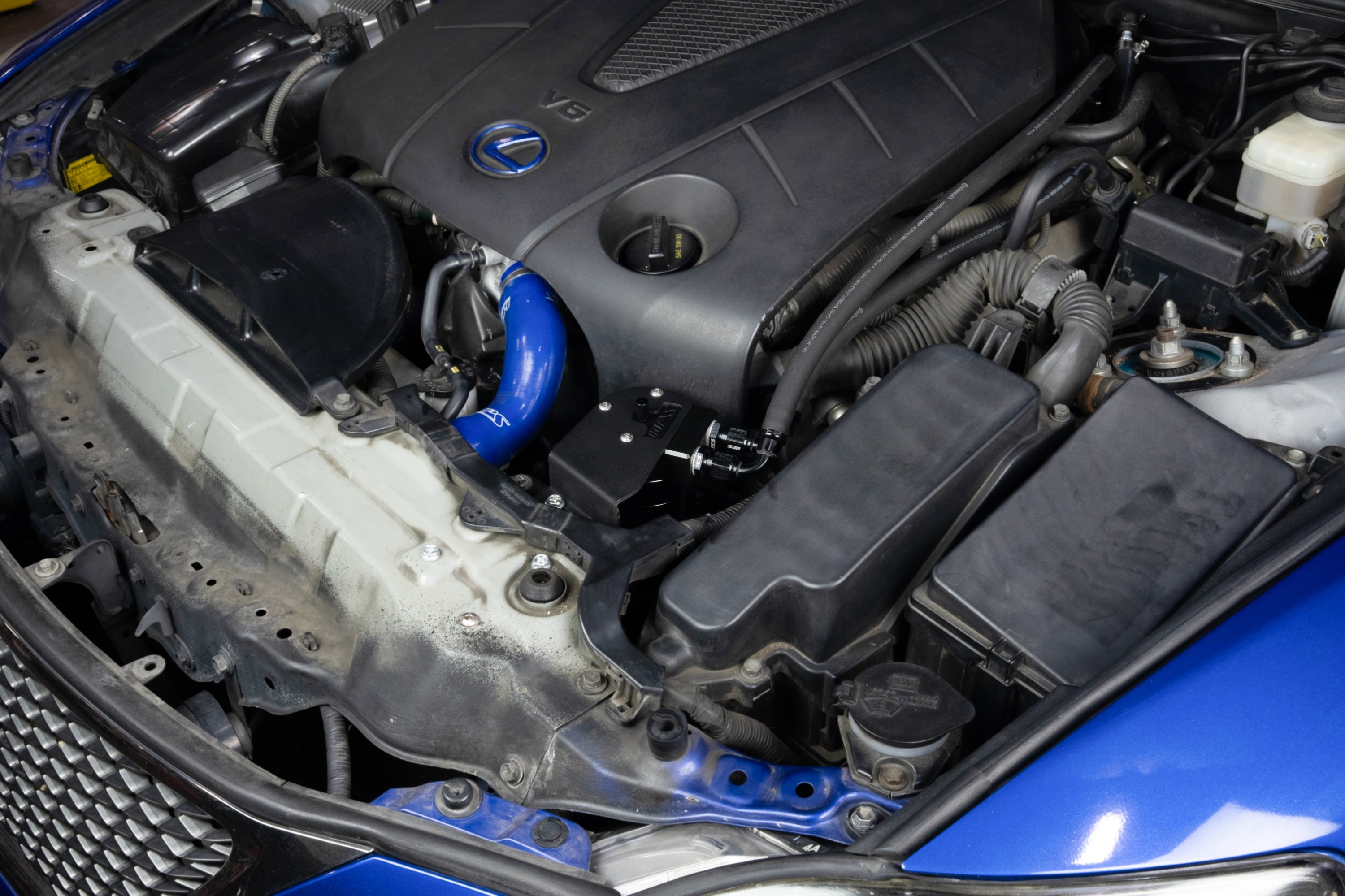 HPS Performance Black Billet Aluminum Oil Catch Can Kit Installed 2006-2013 Lexus IS250 2.5L IS350 3.5L V6 860-025WB