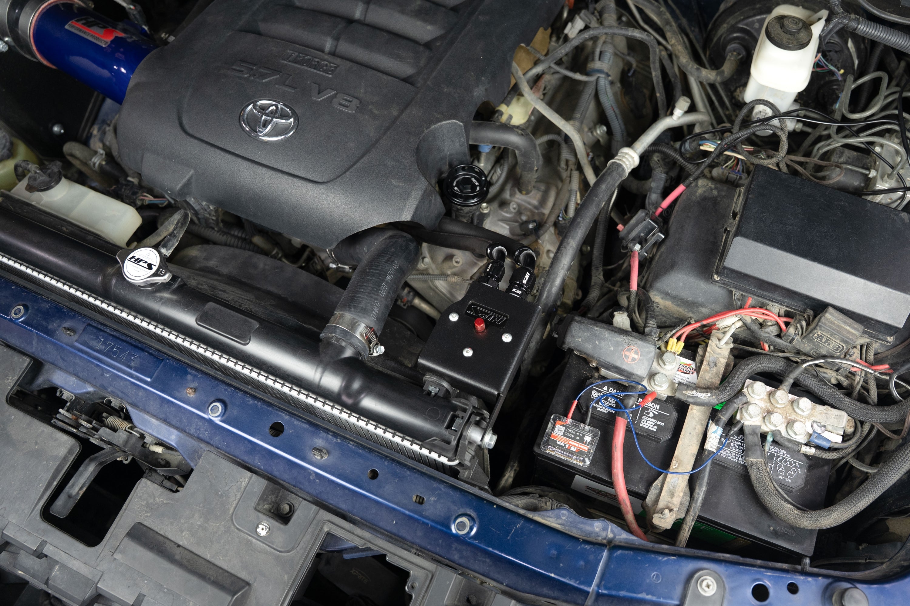 HPS Performance Aluminum Oil Catch Can Kit Installed 2nd Gen Toyota Tundra Sequoia 5.7L 4.6L V8 XK50 XK60 860-033