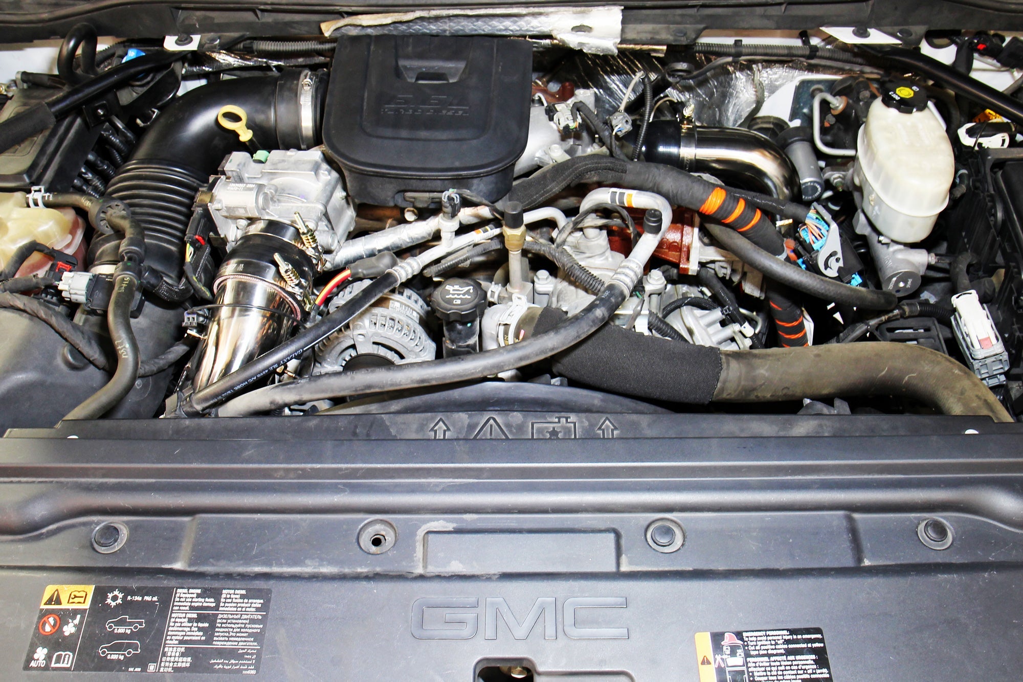 HPS 3" Stainless Steel Charge Pipe Hot Side Installed GMC Sierra 3500HD 6.6L Duramax Diesel Turbo LML 17-126P