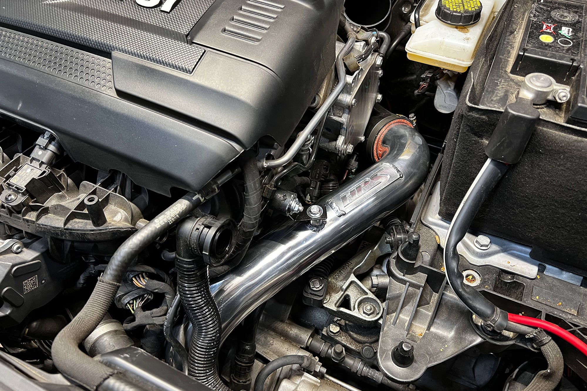 HPS Intercooler Hot Side Charge Pipe Installed 19-21 Volkswagen Jetta MK7 2.0L Turbo 17-128P
