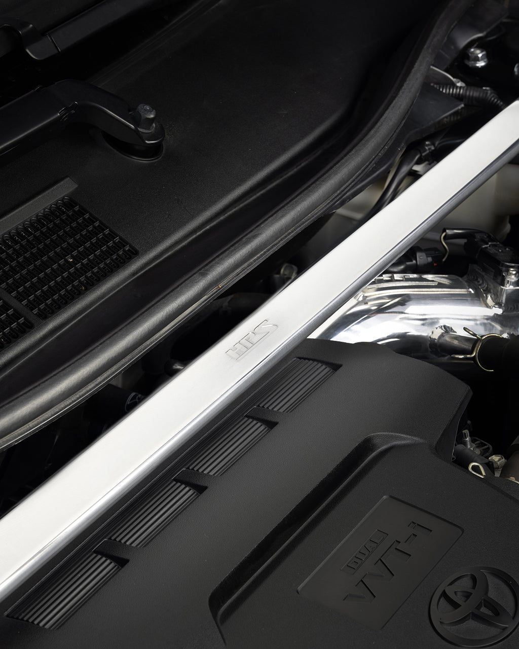 HPS Performance Front Strut Bar 12 13 14 15 16 17 Toyota Camry 4cyl 2.5L 42-102 Closeup Intake Polished
