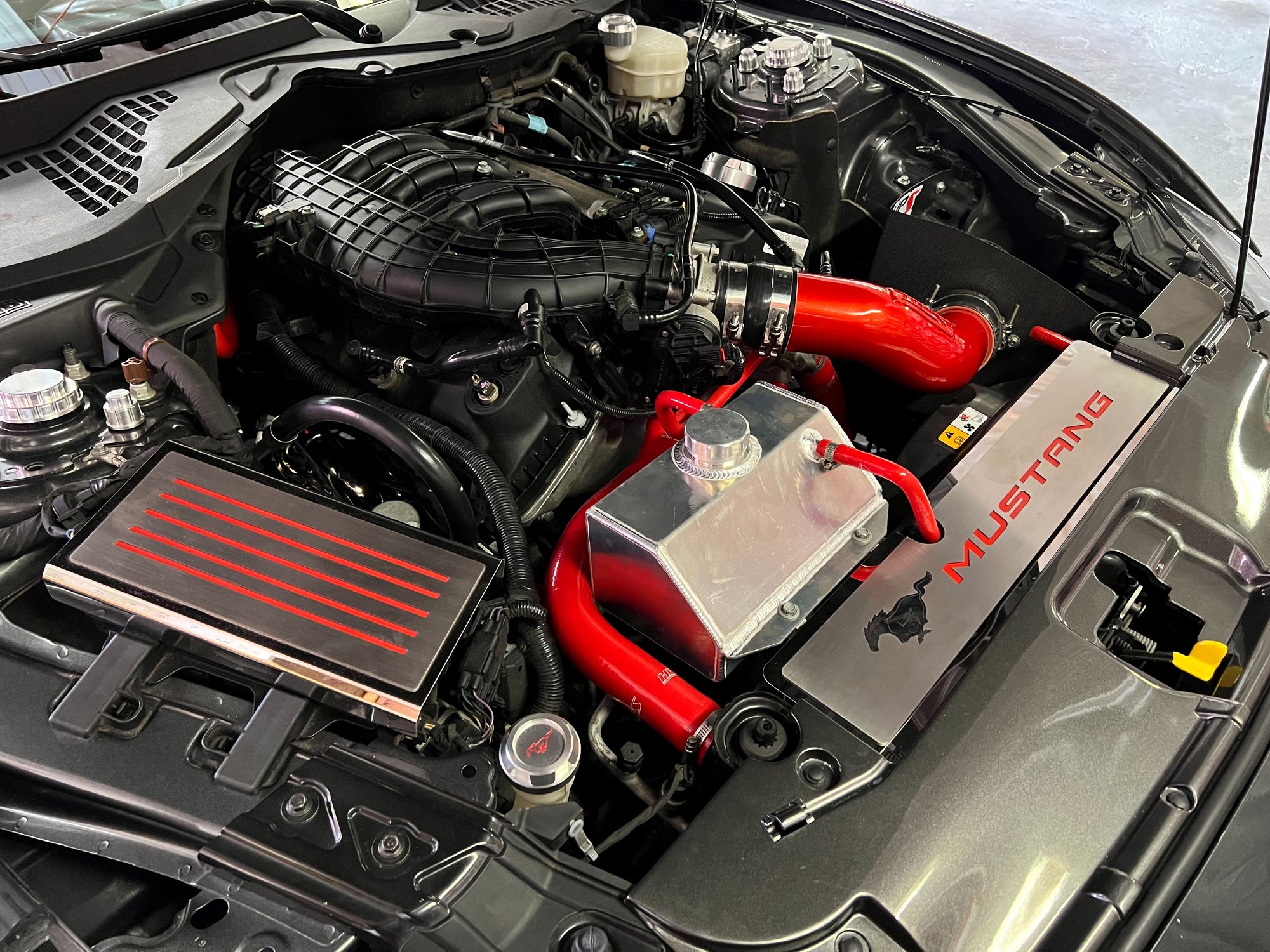 HPS Silicone Radiator + Heater Hose Kit Installed 2015-2017 Ford Mustang 3.7L V6 57-1506