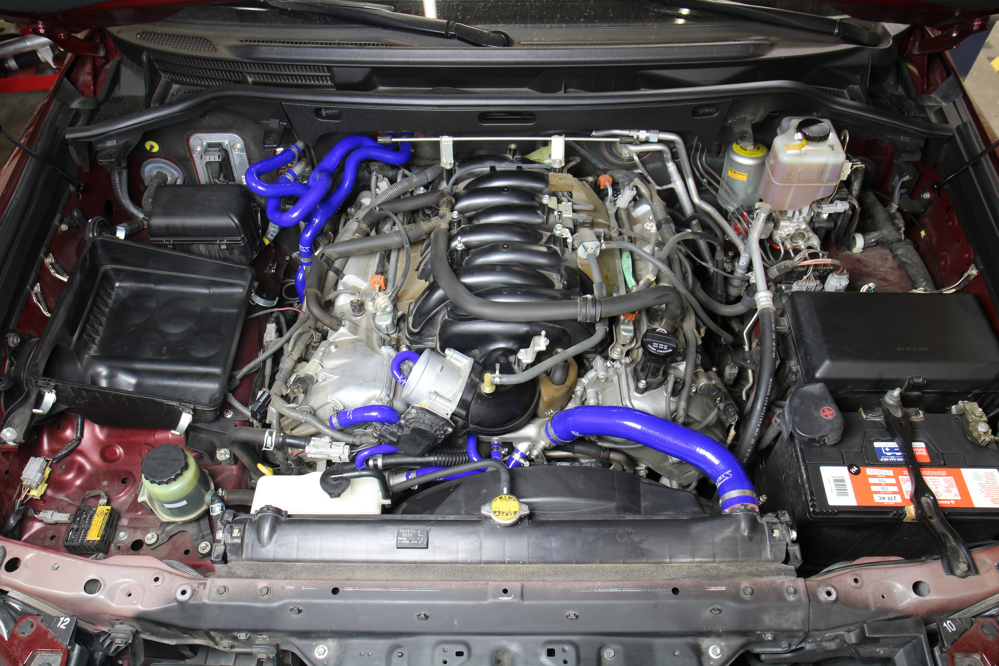 HPS Blue Reinforced Silicone Radiator + Heater Hose Kit Coolant Toyota 08-16 Land Cruiser 5.7L V8 57-1670-BLUE Installed