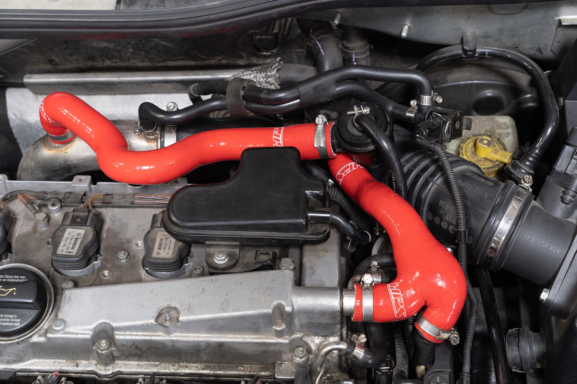 HPS Red Silicone Breather Hose Valve Cover Tube Installed VW Golf MK4 1.8T Turbo Late AWP 57-1934