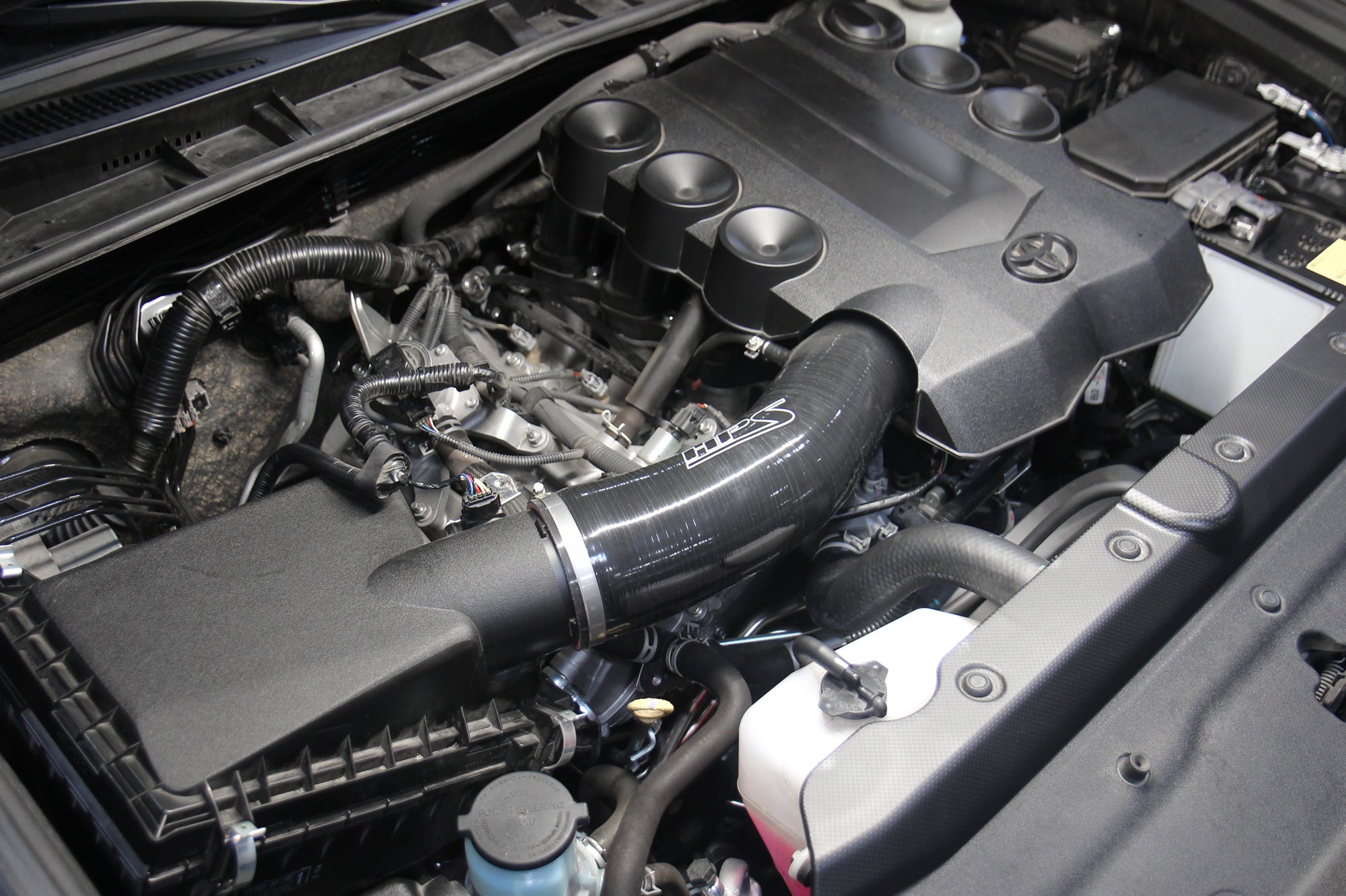 HPS Black Silicone Post MAF Cold Air Intake Hose Kit 5th Gen Toyota 4Runner 4.0L V6 57-2046-BLK