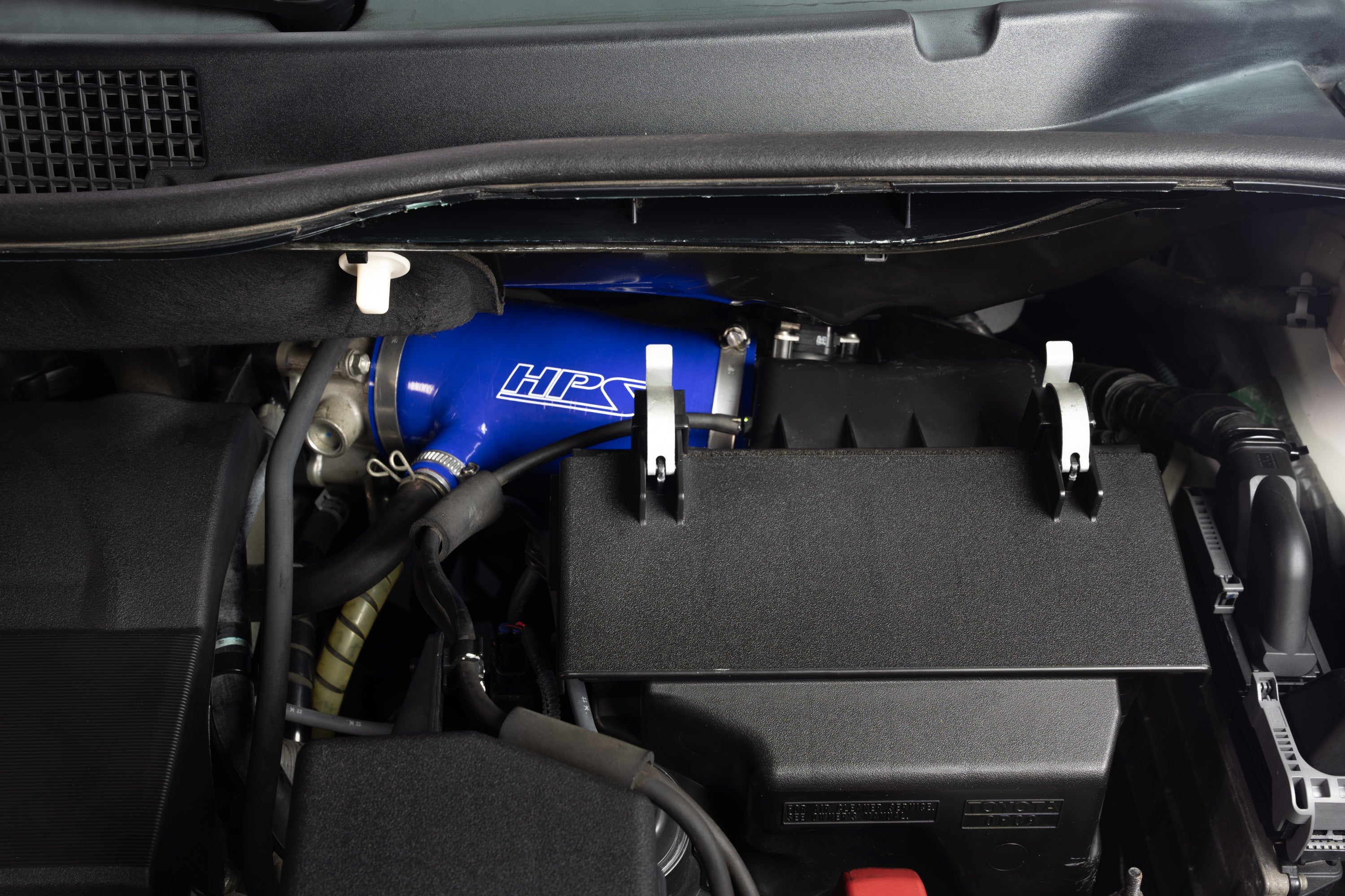 HPS Silicone Cold Air Intake Hose Kit Installed 3rd Gen Toyota 2011-2016 Sienna 3.5L V6 57-2123