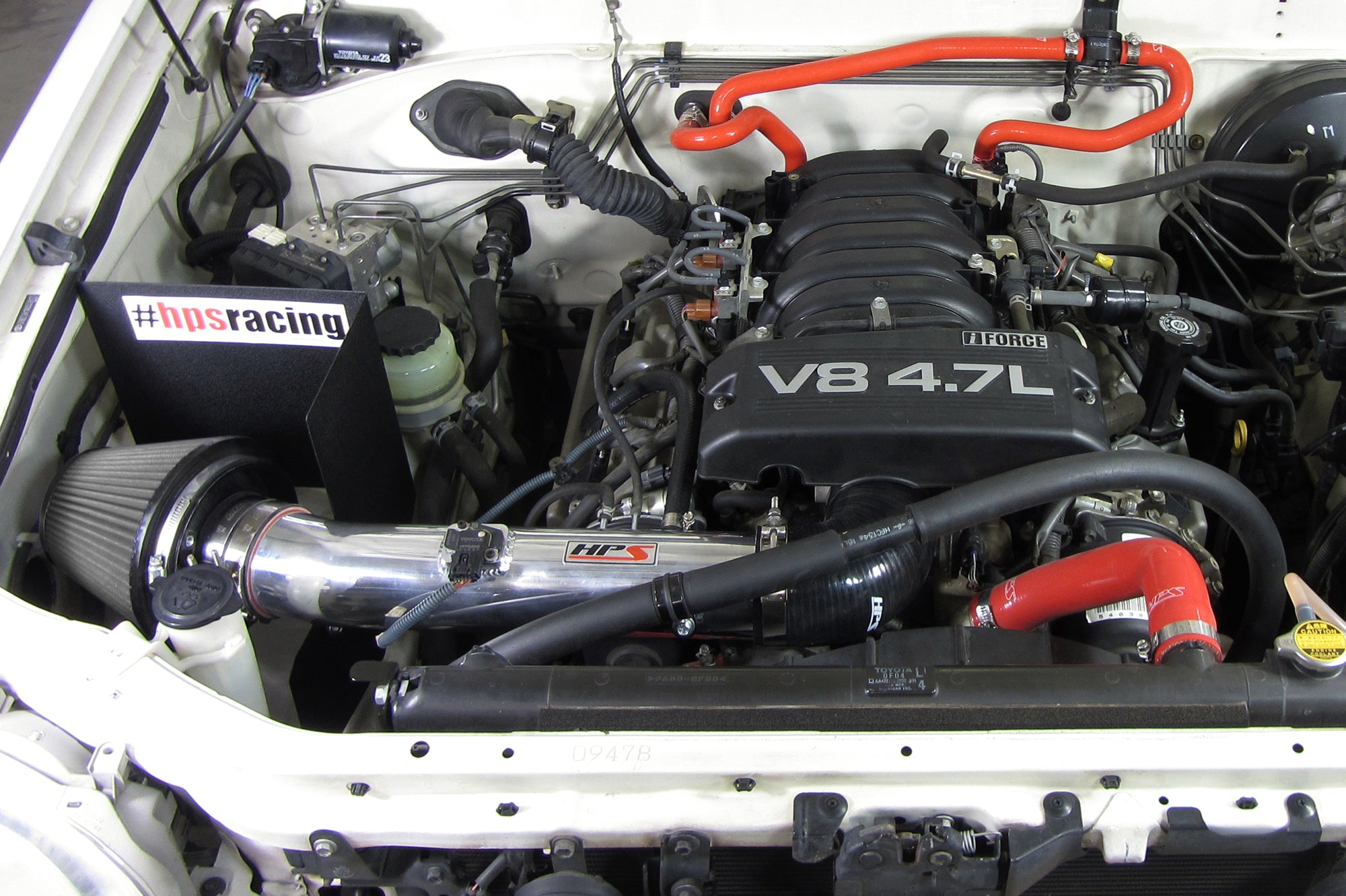 HPS Performance Shortram Cold Air Intake Kit Installed 2005-2006 Toyota Tundra 4.7L V8 827-523