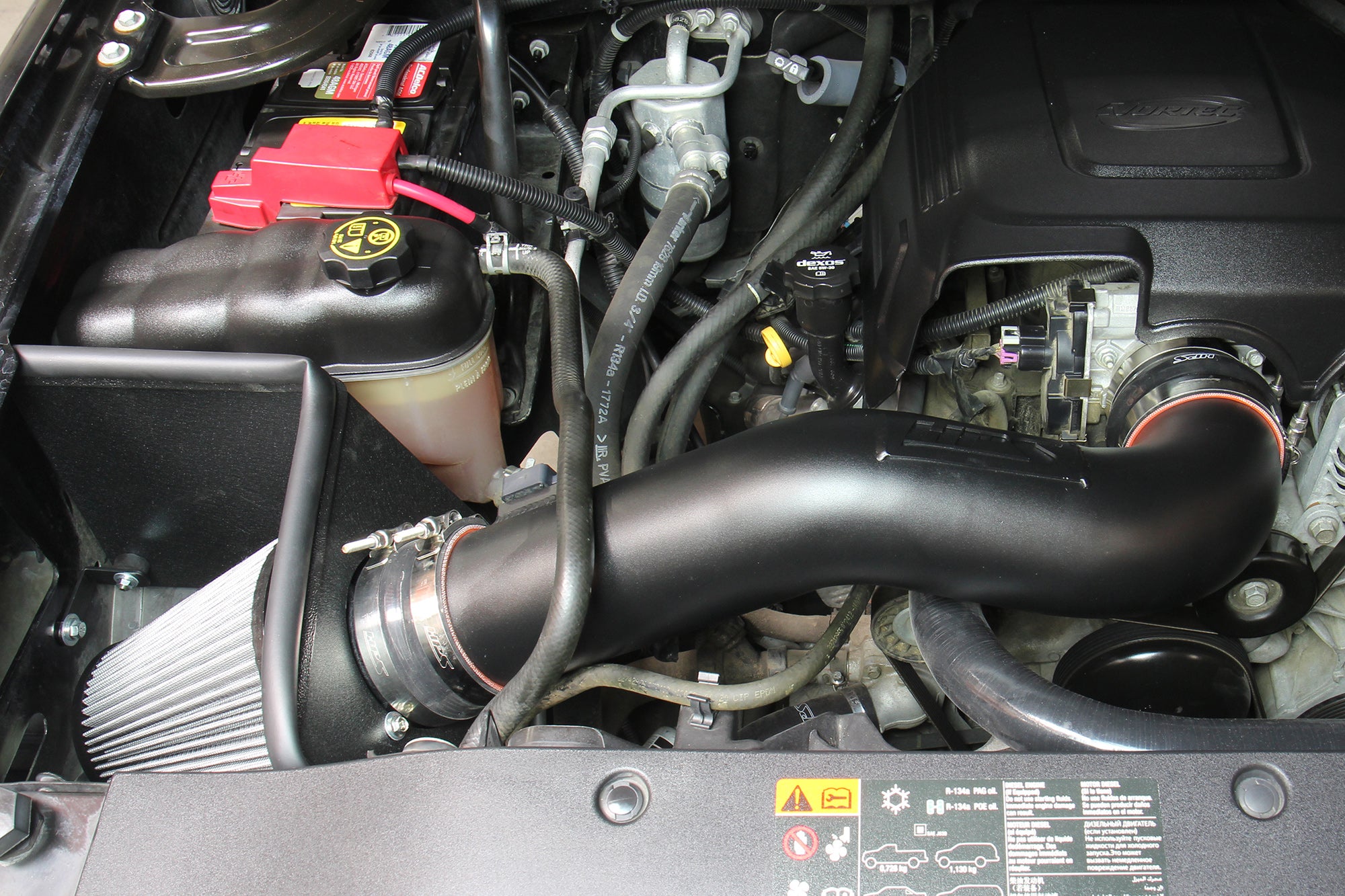 HPS Cold Air Intake Kit Installed GMC 2009-2013 Sierra 1500 4.8L 5.3L 6.0L 6.2L V8 827-667